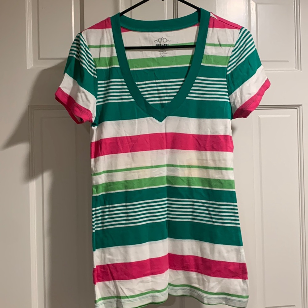 Women’s Old Navy V-Cut Tee
